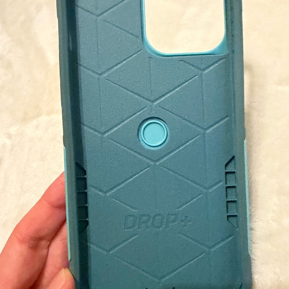 OtterBox Teal Geometric Phone Case